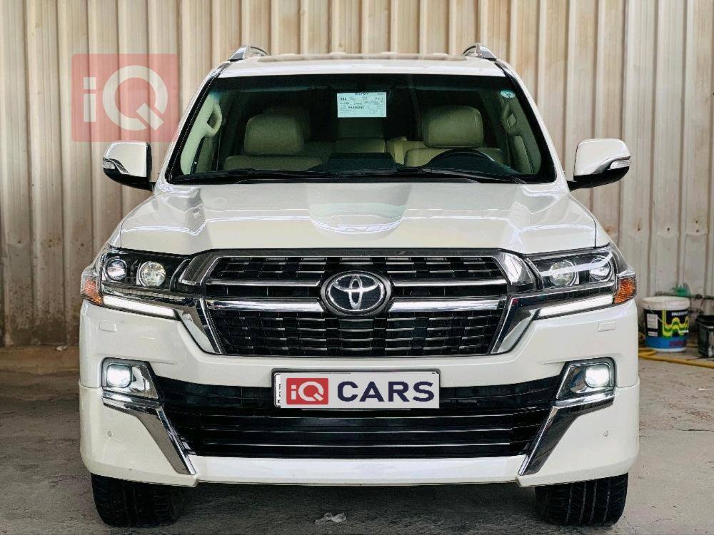 تويوتا لاندكروزر